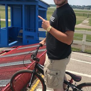 Meet your Posher, Nicholas